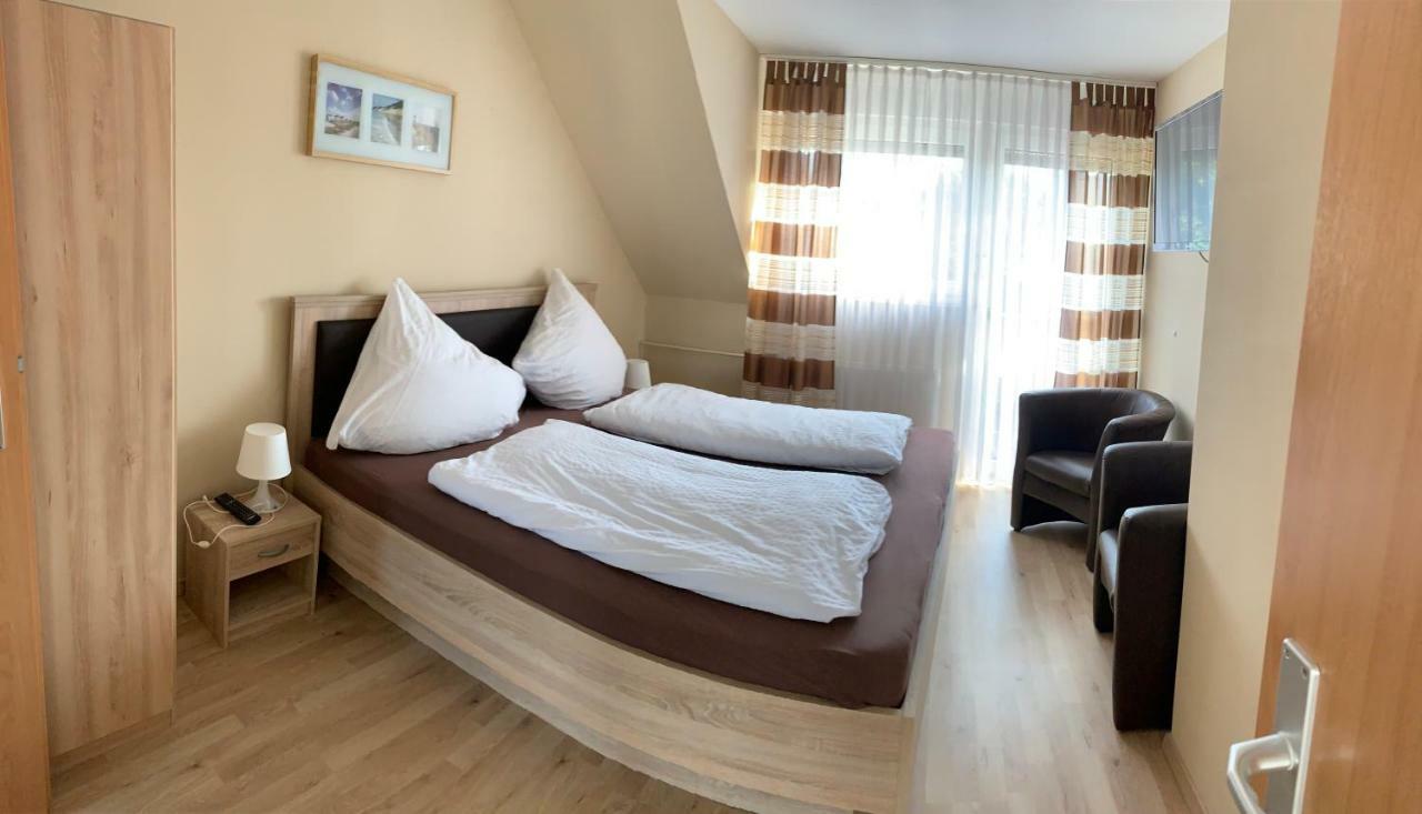 Zum Weissen Ross Hotel ลิมบวร์ก อัน แดร์ ลาน ภายนอก รูปภาพ