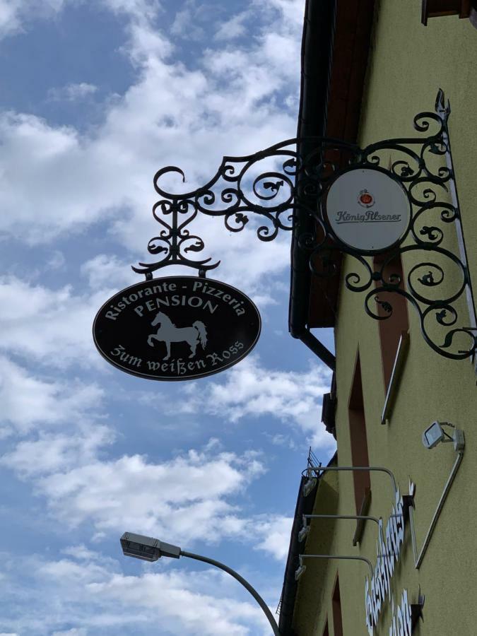 Zum Weissen Ross Hotel ลิมบวร์ก อัน แดร์ ลาน ภายนอก รูปภาพ