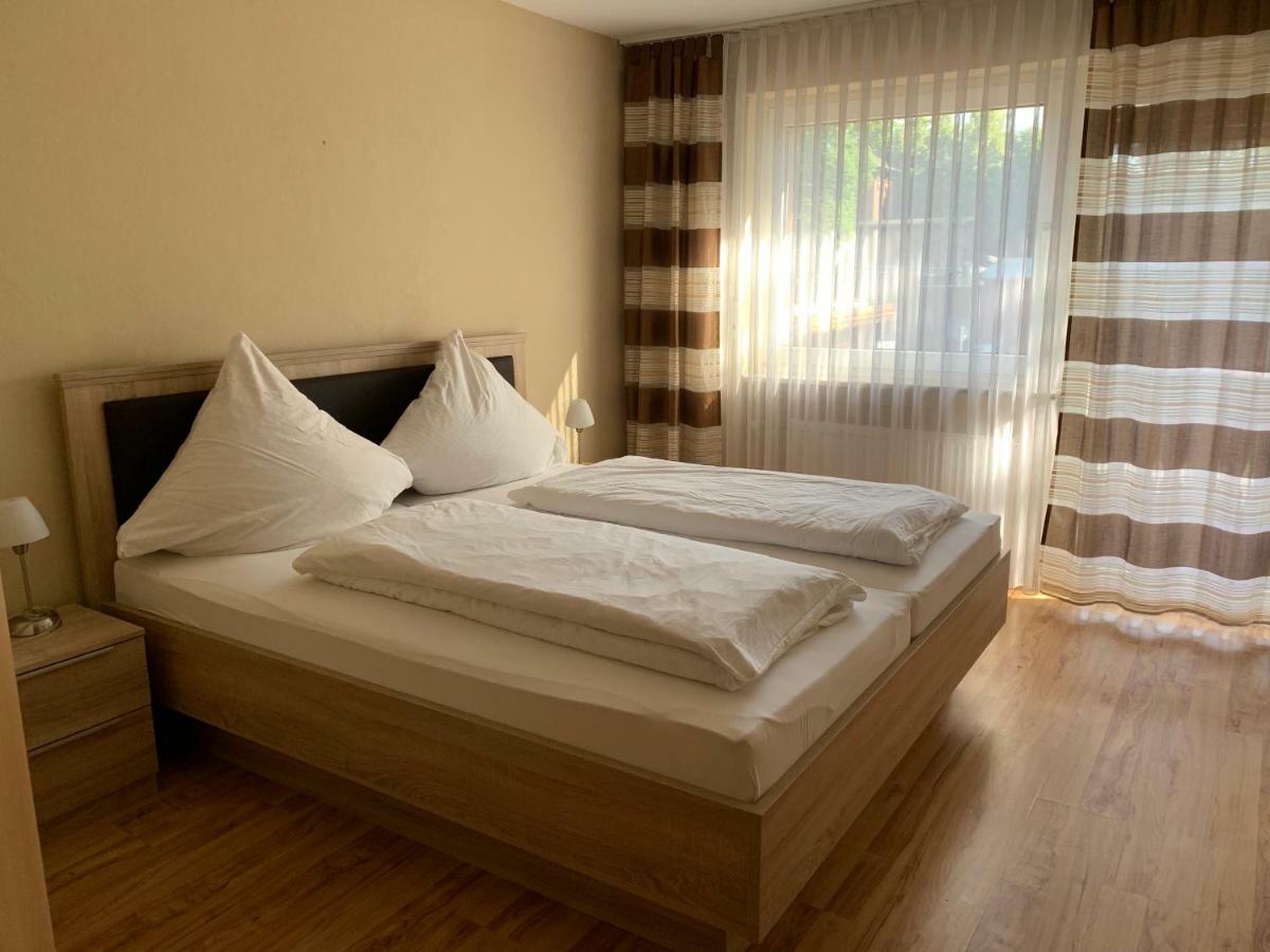 Zum Weissen Ross Hotel ลิมบวร์ก อัน แดร์ ลาน ภายนอก รูปภาพ